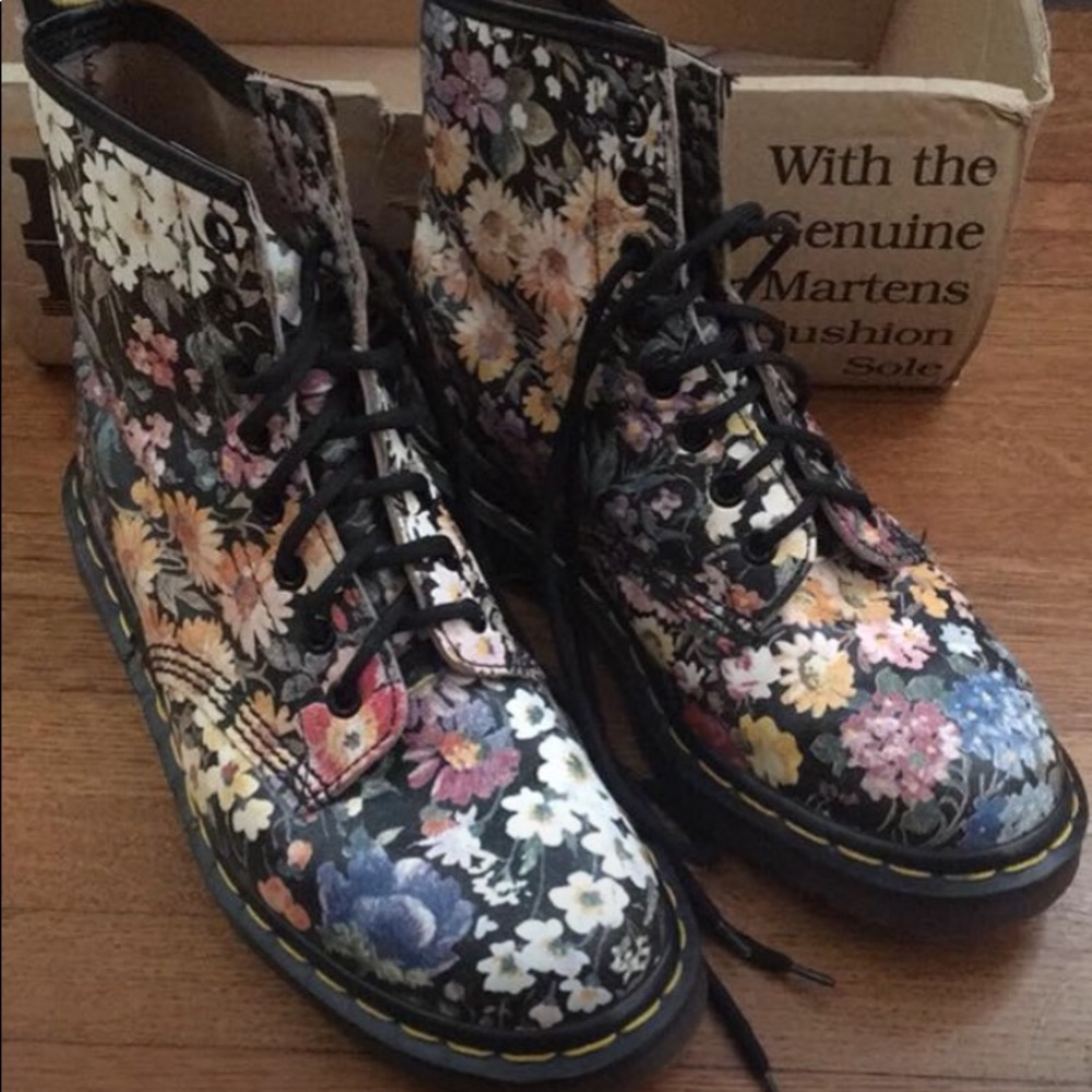Vintage Floral Doc Marten in box